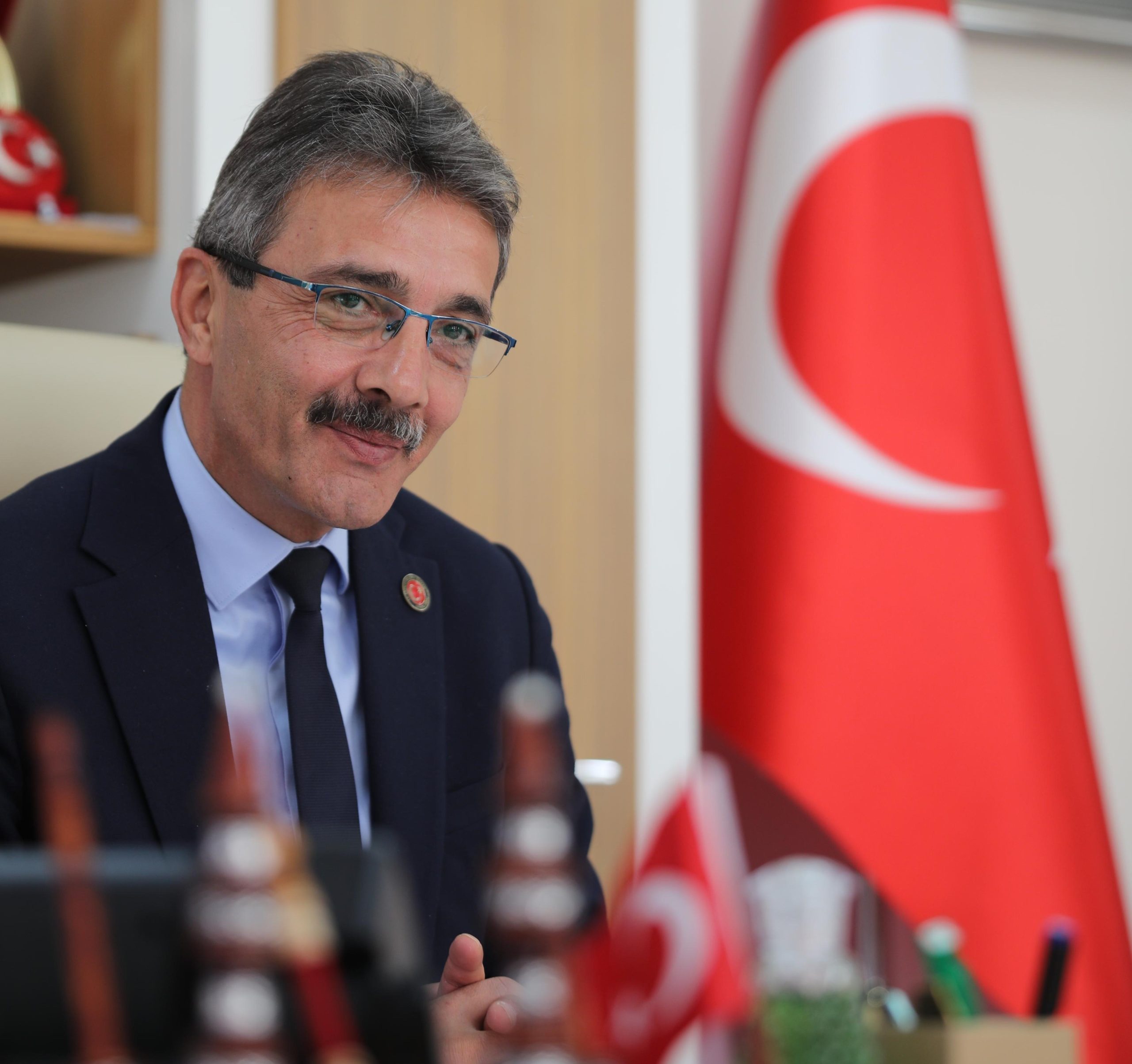 Erenler Belediye Başkanı Şenol Dinç’ten Kamuoyuna Açıklama: “Asılsız Haberlere İtibar Etmeyiniz”