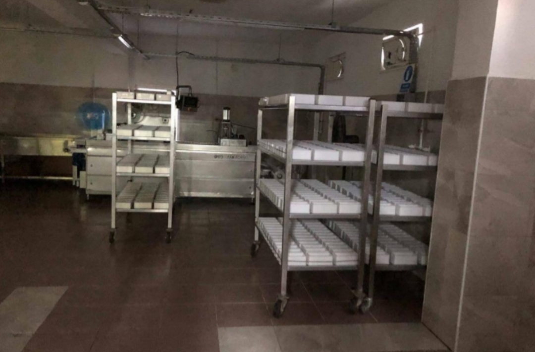 5 ton tarihi geçmiş kaşar peyniri ele geçirildi