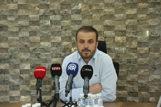 Sakaryaspor Başkanı Cumhur Genç Açıklamalarda Bulundu