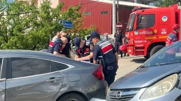 Sakarya’da İki Otomobil Çarpıştı: 4 Kişi Yaralandı