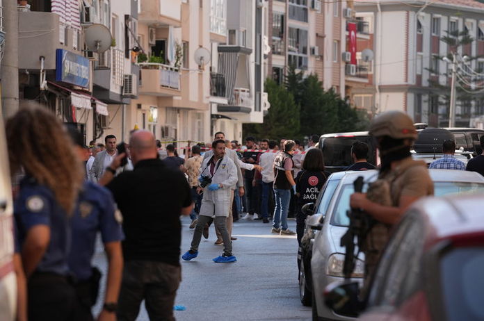 İzmir’de polis merkezine saldırı!