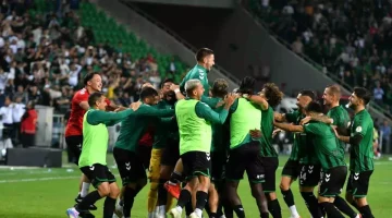 Sakaryaspor, Amed Sportif Faaliyetler’i 2-1 Mağlup Etti
