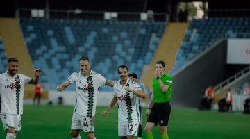 Sakaryaspor farklı kazandı: 0-6