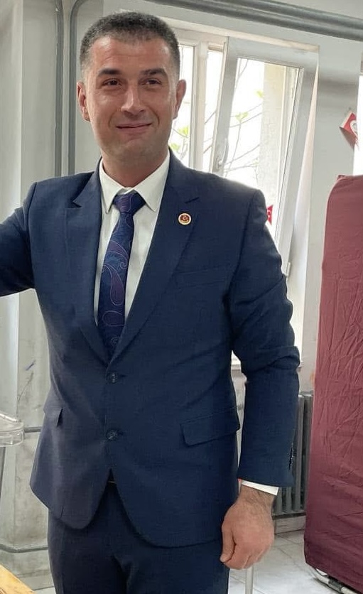 Sapanca Muhtarlar Derneği Başkanı Barış Yıldız’dan Telekom’a Tepki: “Eşit Hizmet İstiyoruz”