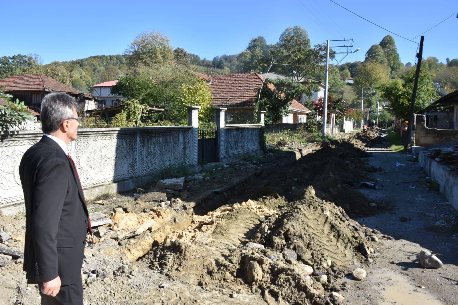 BAŞKAN ŞENOL DİNÇ, DEĞİRMENDERE’DE DOĞALGAZ ÇALIŞMALARINI İNCELEDİ