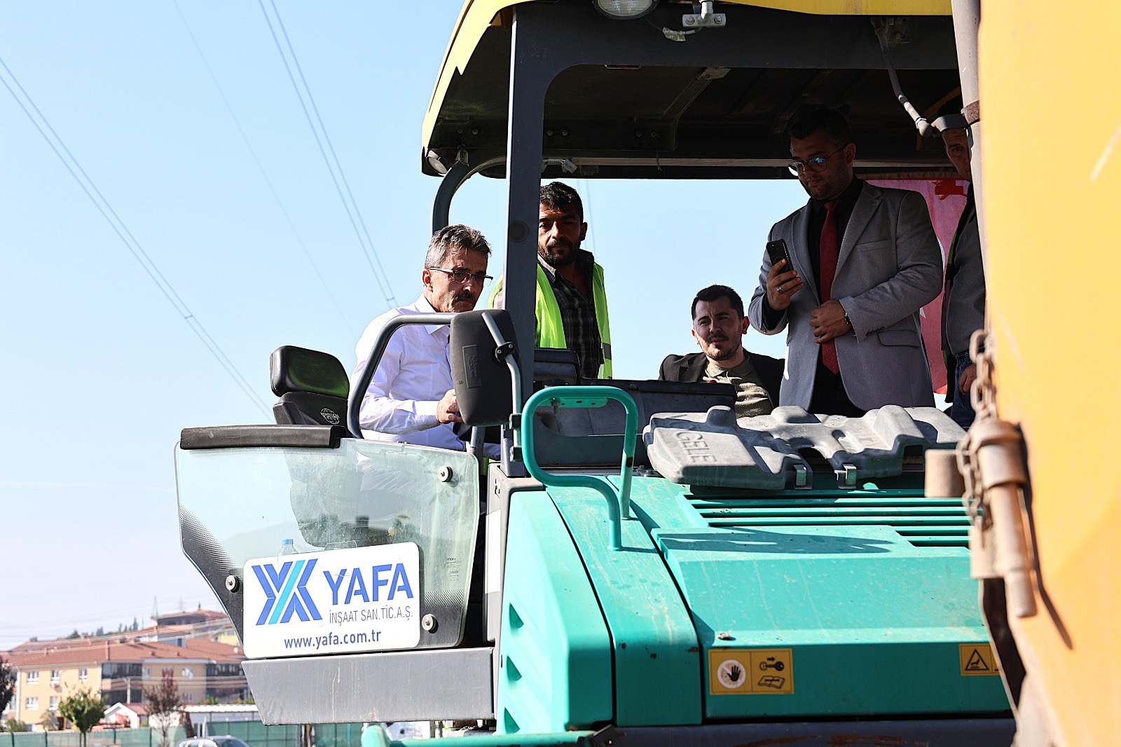 Erenlerde Asfalt Çalışmaları Devam Ediyor